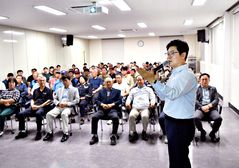 '현장 속으로'…구자열 원주시장, 25개 읍면동 시민과 소통