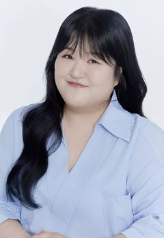 이국주, 10년 만에 새 프로필 공개…"여름쿨톤"