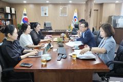 천안작은도서관聯 "예산 증액"…장기수 시장 "대책수립"