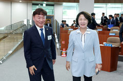 추미애 "7조 넘는 채무로 출발…도민 삶 필요한 곳 투자"