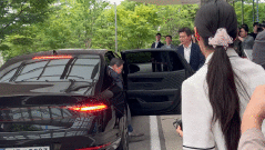 [현장] 이재용 삼성전자 회장, '美선밸리'로 출국…"AI 반도체 글로벌 협력 주목"