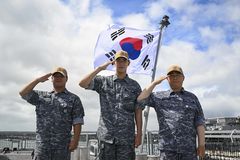 "주어진 임무 끝까지 완수"…림팩 참가 위해 전역 미룬 해군 장병들