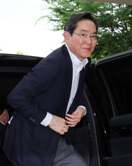 '선밸리 콘퍼런스' 참석 위해 출국하는 이재용 회장