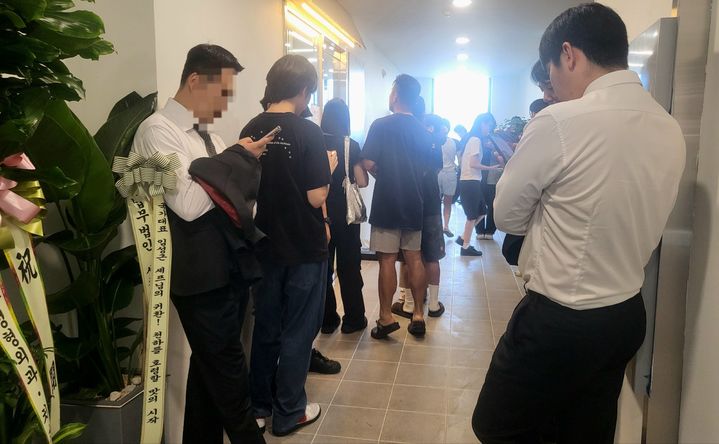임성근 새 식당, 오픈런에 대기 220팀 '대박'