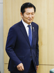 정청래, 선호투표 논란에 "당헌·당규 위반하면서 할 수 없다…당혹스러워"