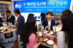 몽골 간 송미령 "K-편의점이 수출 거점"…현장서 마케팅