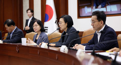 한 총리, 국정현안회의 첫 주재…"부처 칸막이 허물고, 속도감 있게 추친"