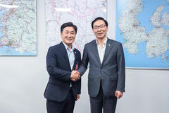 국회 간 류경완 남해군수, 핵심현안 국비확보 지원 요청