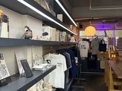 "책만 팔지 않습니다"…출판사 북카페 '3사 3색' 현장[출동!인턴]