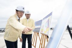 황종우 해수부 장관, 새만금 신항 개발사업 추진현황 점검