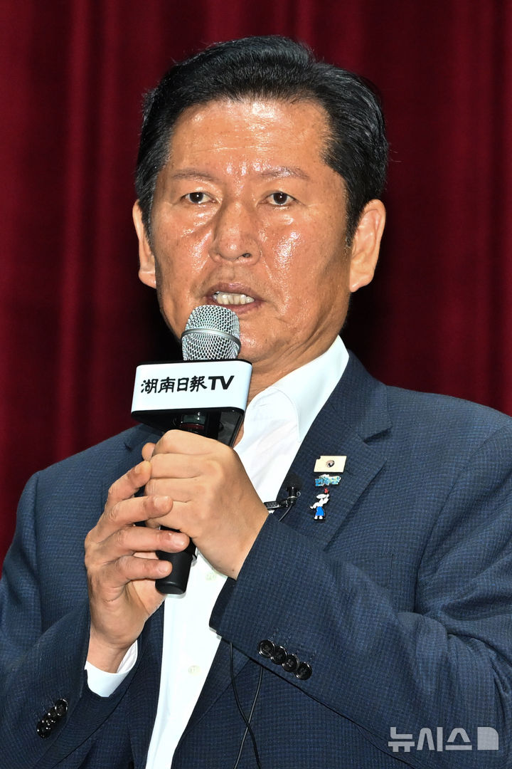 강연 나서는 정청래 전 대표
