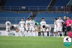 K리그2 수원, 안산에 1-2 충격패…대구는 성남 3-2로 제압