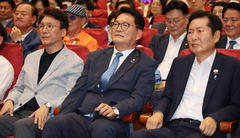 정청래 '연임 도전', 與 전대 대진표 완성…김민석·송영길은 鄭 협공(종합)