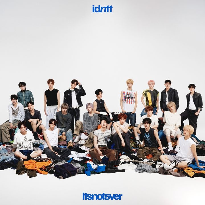 아이덴티티, 20인조로 새 앨범…'잇츠 낫 오버'