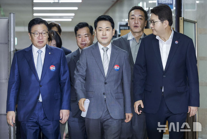 장동혁 "경찰, 권력의 하수인이 돼 국민 생명·안전 나 몰라라 할 것" [뉴시스Pic]