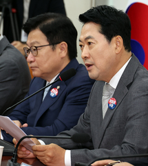 국힘, '당원 중심' 장동혁-'국민정당' 정점식 갈등설 부인…"대립 아냐, 이견 없어"