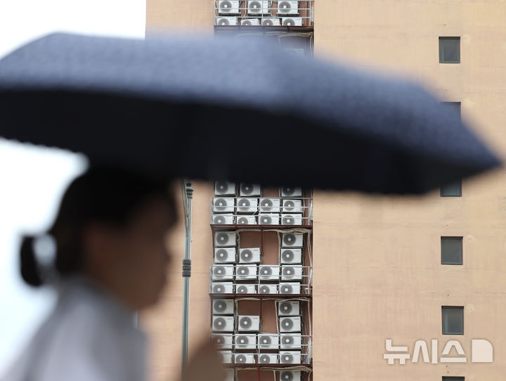 "밖은 덥고, 안은 춥고"…이럴때 찾아오는 냉방병