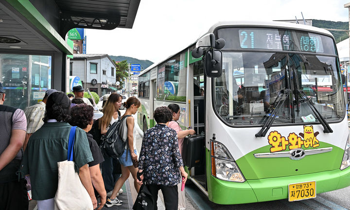 3만5천명 '정선의 기적?'…와와버스 100만 시대 눈앞