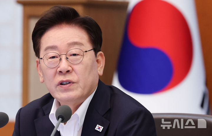 이 대통령 "물가·부동산 안정 총력…초격차·초혁신으로 잠재성장률 3%"(종합)
