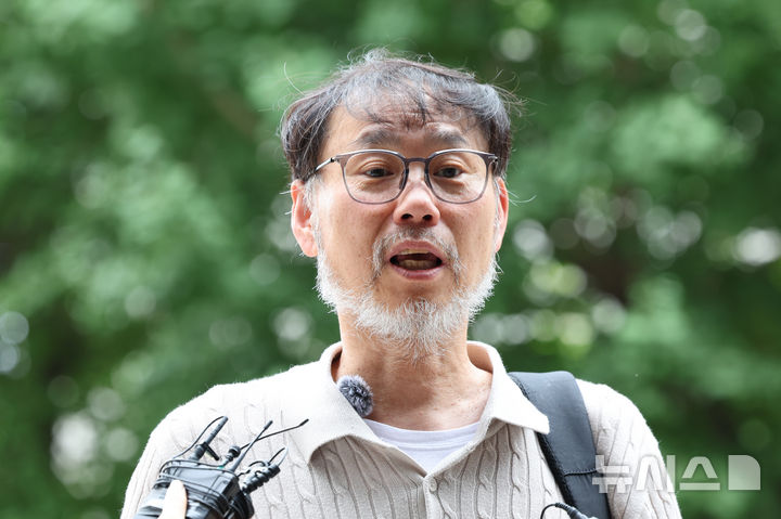 '홍명보 선임' 고발인 조사 출석