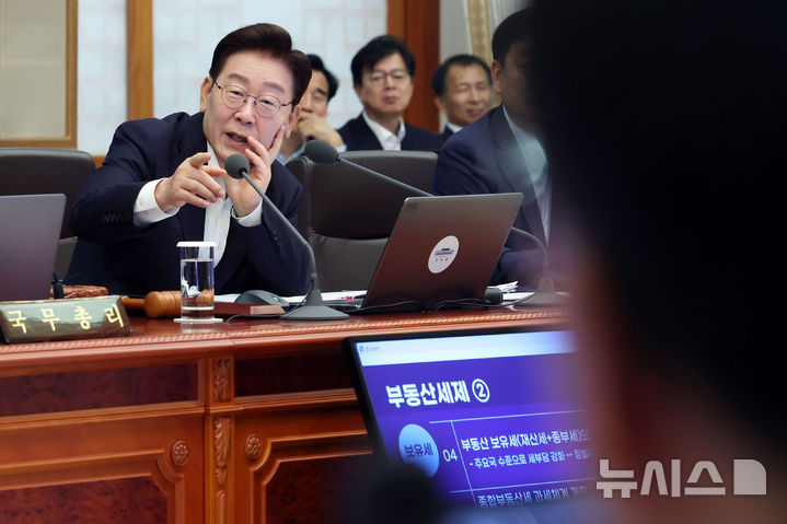 이재명 대통령, "초격차·초혁신으로 잠재성장률 3%" [뉴시스 Pic]