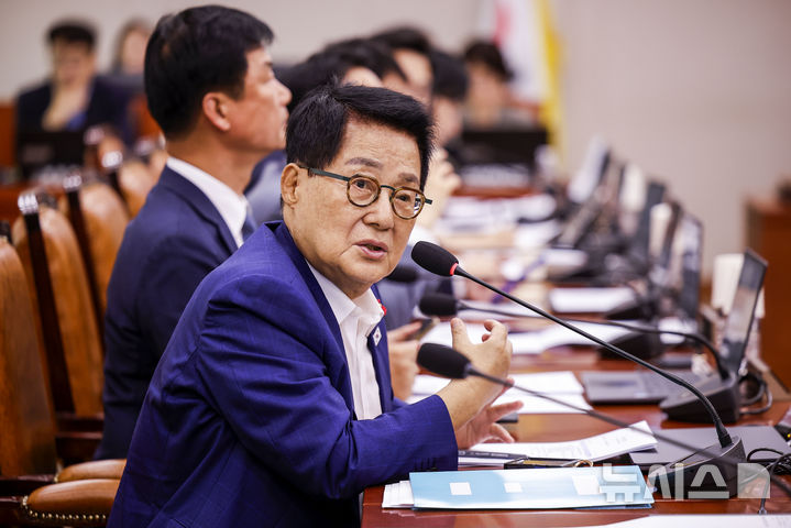 박지원 "민주당 나사 풀렸다…김민석, 바른 길로 인도해야"