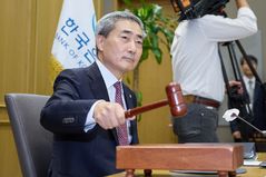 금리 인상에 물가·환율 잡힐까…"외환·거시정책 맞물려야"
