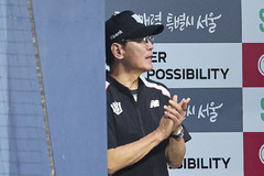 연패 빠진 KT 이강철 감독 "안 좋다는 투수들, 우리만 만나면 좋아져"