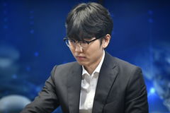 인간의 승리…바둑 신진서, AI 카타고에 2승1패 '역전승'