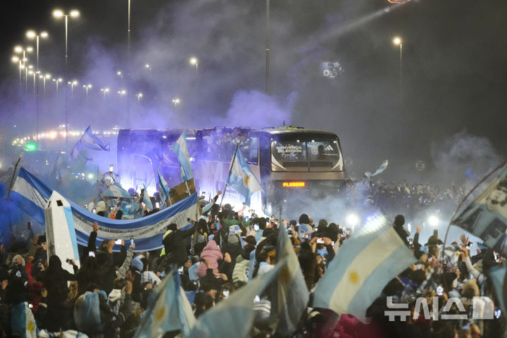 '월드컵 준우승' 환영받는 아르헨티나 축구 대표팀