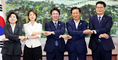 與 전당대회 예비경선 결과 발표…당대표 후보 5명→3명 압축