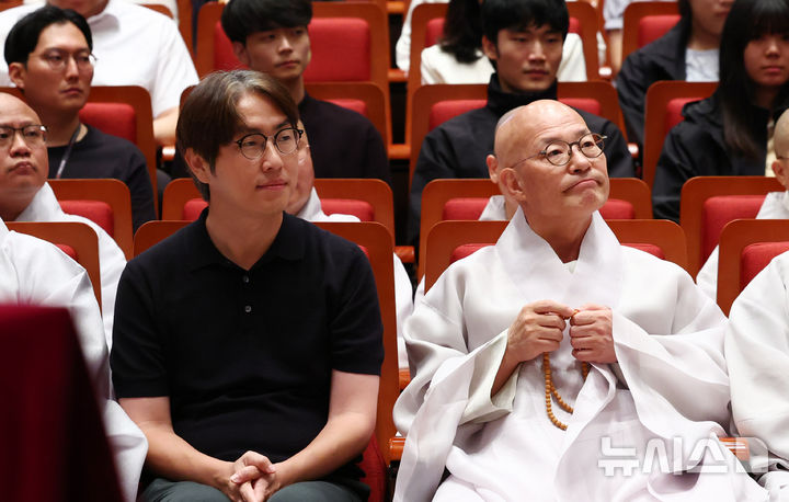 하정우 "AI, 인간 고통 줄이는 방향으로 설계해야…불교 철학과 맞닿아"
