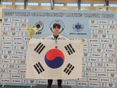 사격 무빙타깃 배제현, 첫 국제대회서 세계선수권 은메달