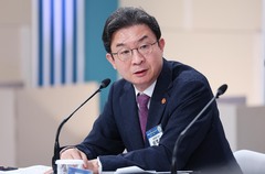 이억원 "대출규제 엄격 기조 유지…청년·신혼부부 '핀셋' 보완"(종합)