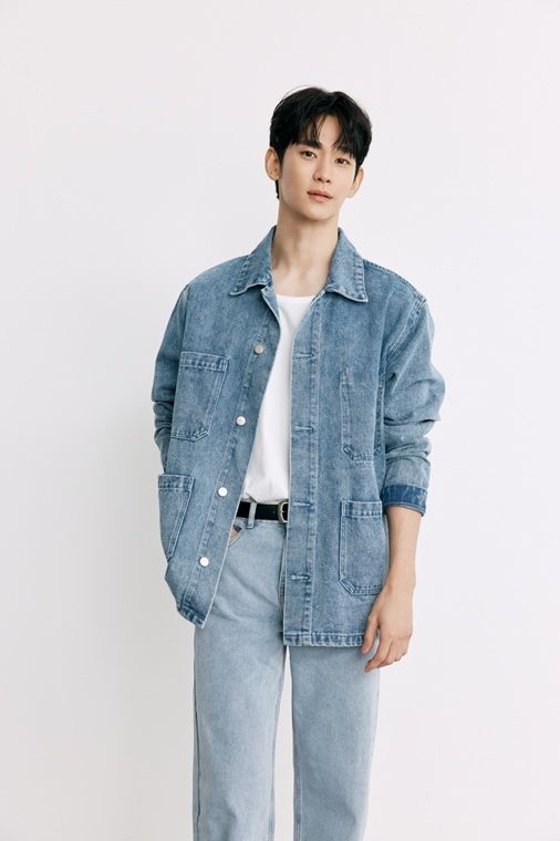 김수현 팬연합, 초록우산에 아동 의류·모자 3800개 기부