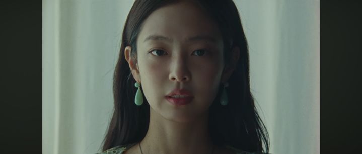 제니, 여름이다…신곡 '레스 댄 어 러버' 글로벌차트 1위 장악
