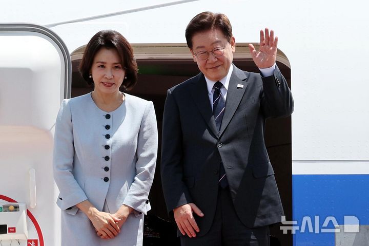 이재명 대통령, 샌프란시스코로 출국…7박11일 美·남미 순방길 [뉴시스Pic]