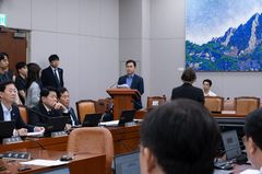 김종민 "행복청, 총리실 이관·전담기구 설치 적극 검토"