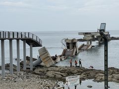[속보]포항 보릿돌교 붕괴…당국 바다 수색 중