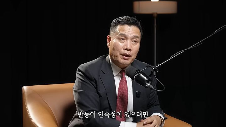 "지금 던지면 손실 확정"…전문가가 말하는 주식 팔기 전 알아야 할 1가지