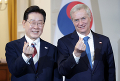 기념 촬영하는 한-칠레 정상