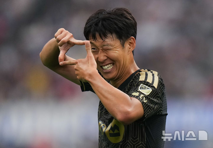손흥민의 연속골 도전과 프로야구 폭염으로 인한 전면 중단