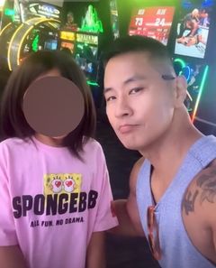 유승준, 딸과 뽀뽀하는 일상…화목한 부녀 모습 공개