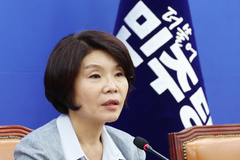 與 "부동산 세제개편안 8월 중 당정 정리…재난적 폭염, 전기료 충격 최소화"(종합)