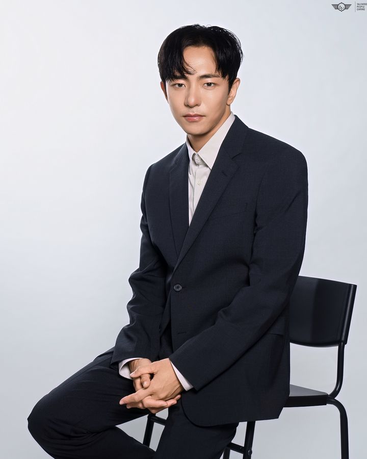 '토니상 6관왕' 박천휴, 류승룡·오정세·김무열과 한솥밥