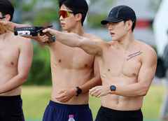 사격 훈련하는 서창완