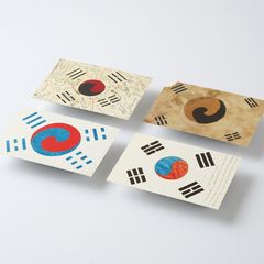 창에 내걸던 태극기, 이젠 가방에 단다…'굿즈'로 기억하는 광복