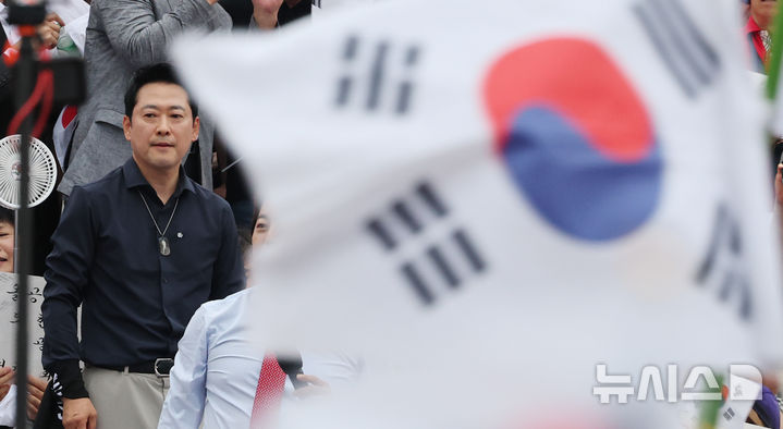 [뉴시스Pic] 올림픽공원 집회 찾은 장동혁 대표, "연임 개헌 막아야"