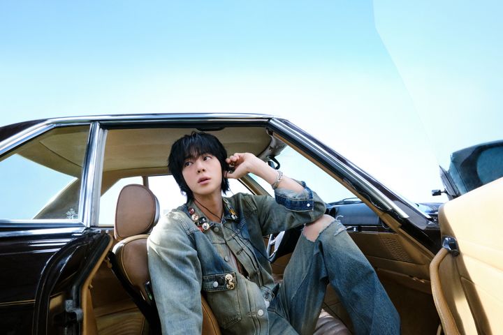 방탄소년단 진 '돈트 세이 유 러브 미', 스포티파이 10억 스밍↑