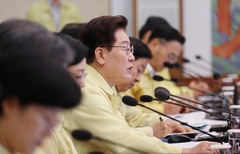 이 대통령, 오세훈 '재건축·재개발 규제완화' 주장에 "집값 폭등 가능성 높여선 안돼"(종합)